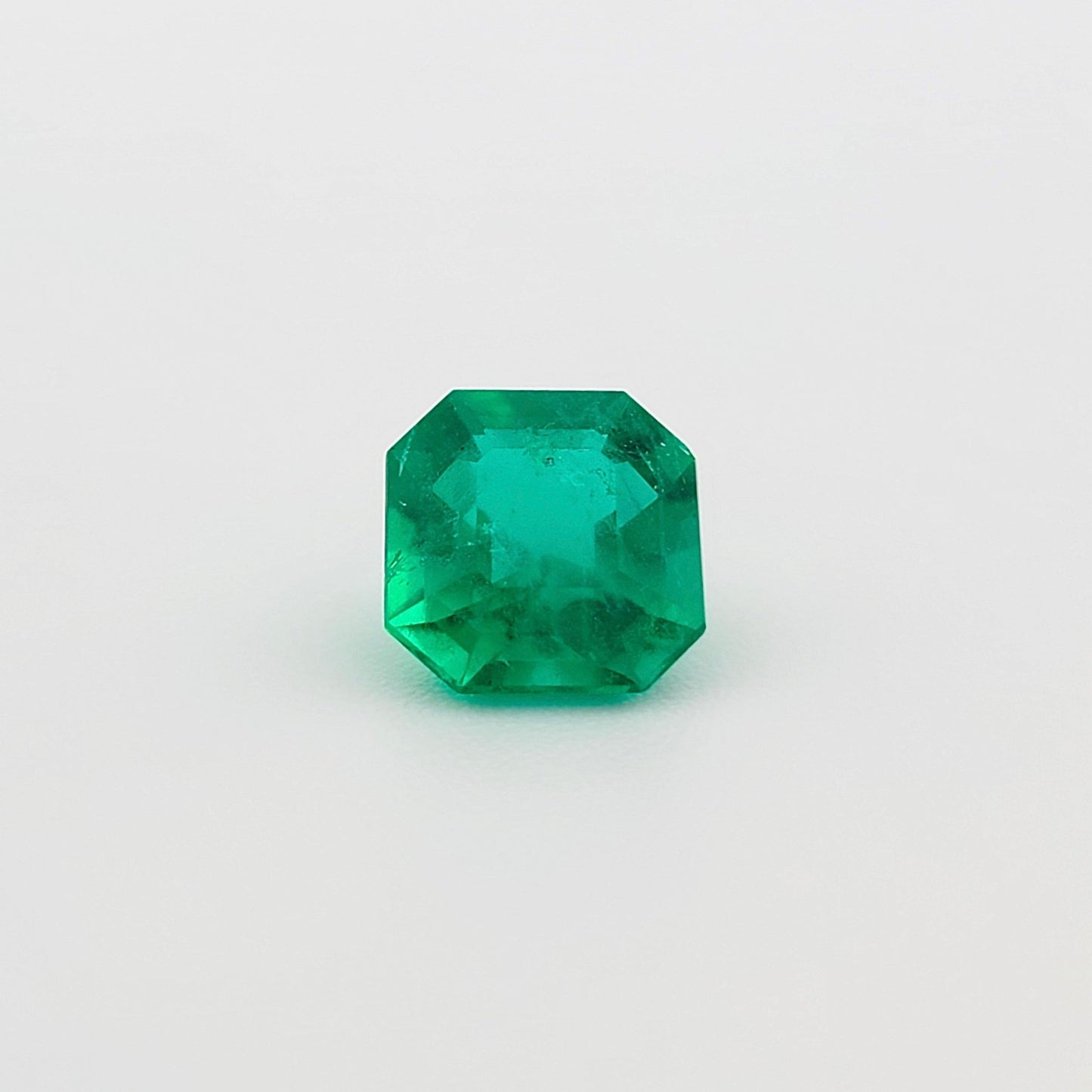 1.81 Ct. Emerald - Colombian Emerald - Emeralds Expert