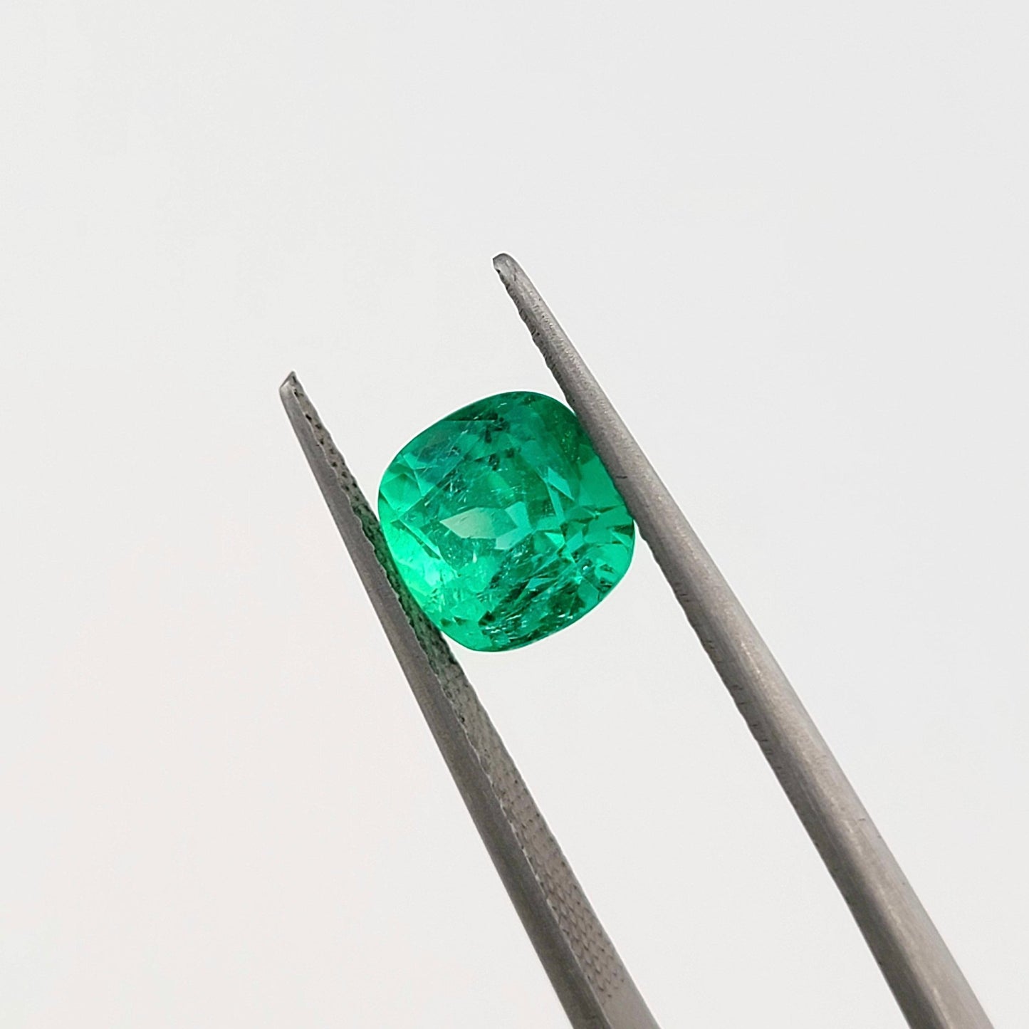 1.88 Ct. Cushion - Colombian Emerald - Emeralds Expert