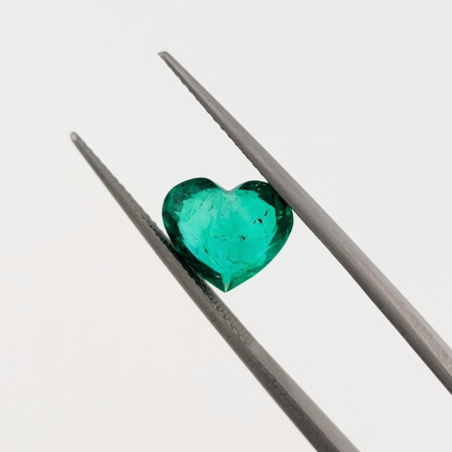 2.11 Ct. Heart - Colombian Emerald - Emeralds Expert