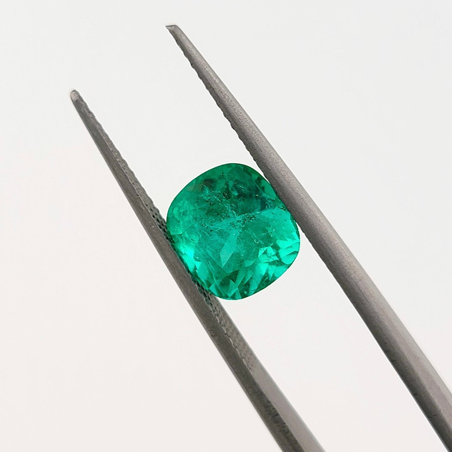 2.27 Ct. Cushion - Colombian Emerald - Emeralds Expert