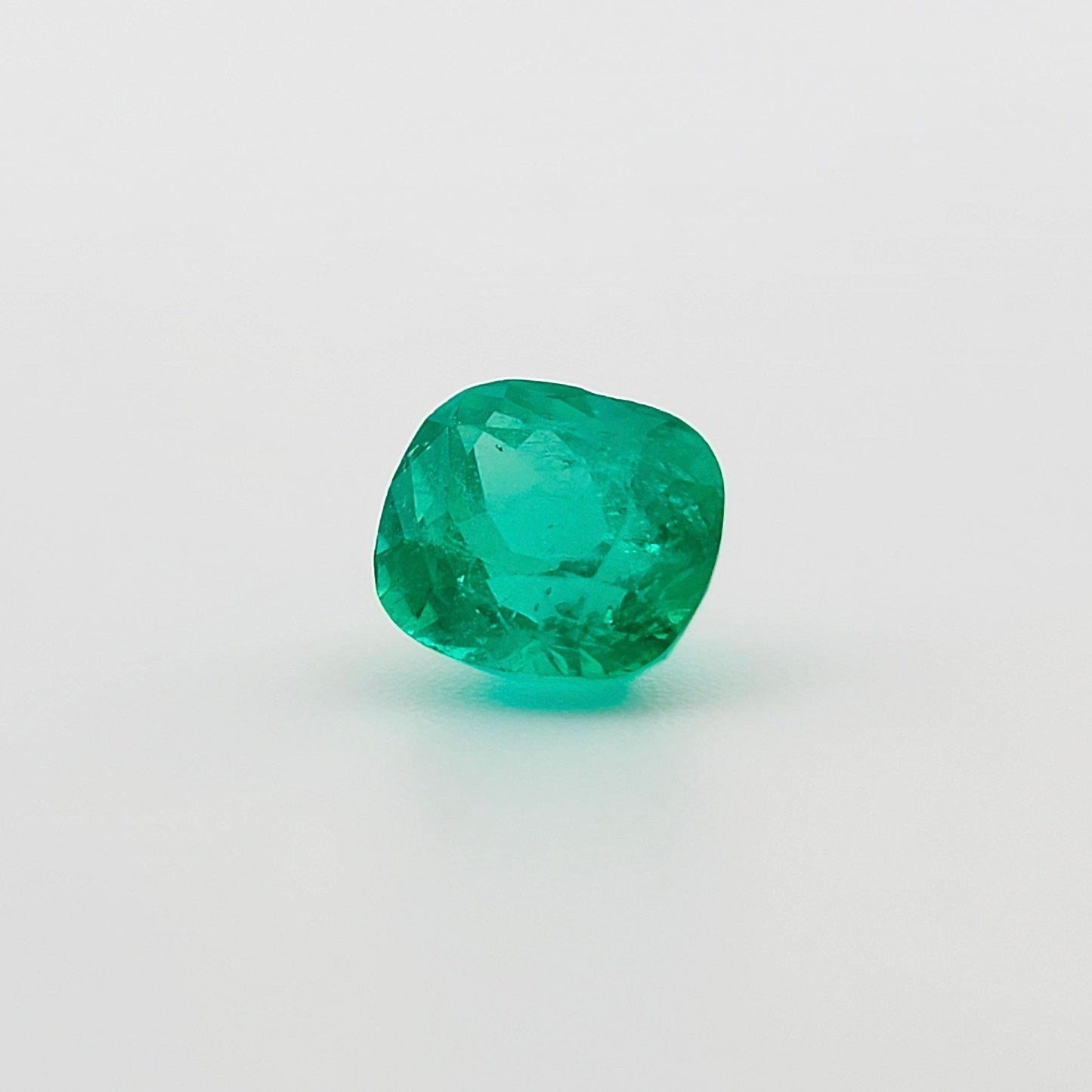 2.27 Ct. Cushion - Colombian Emerald - Emeralds Expert