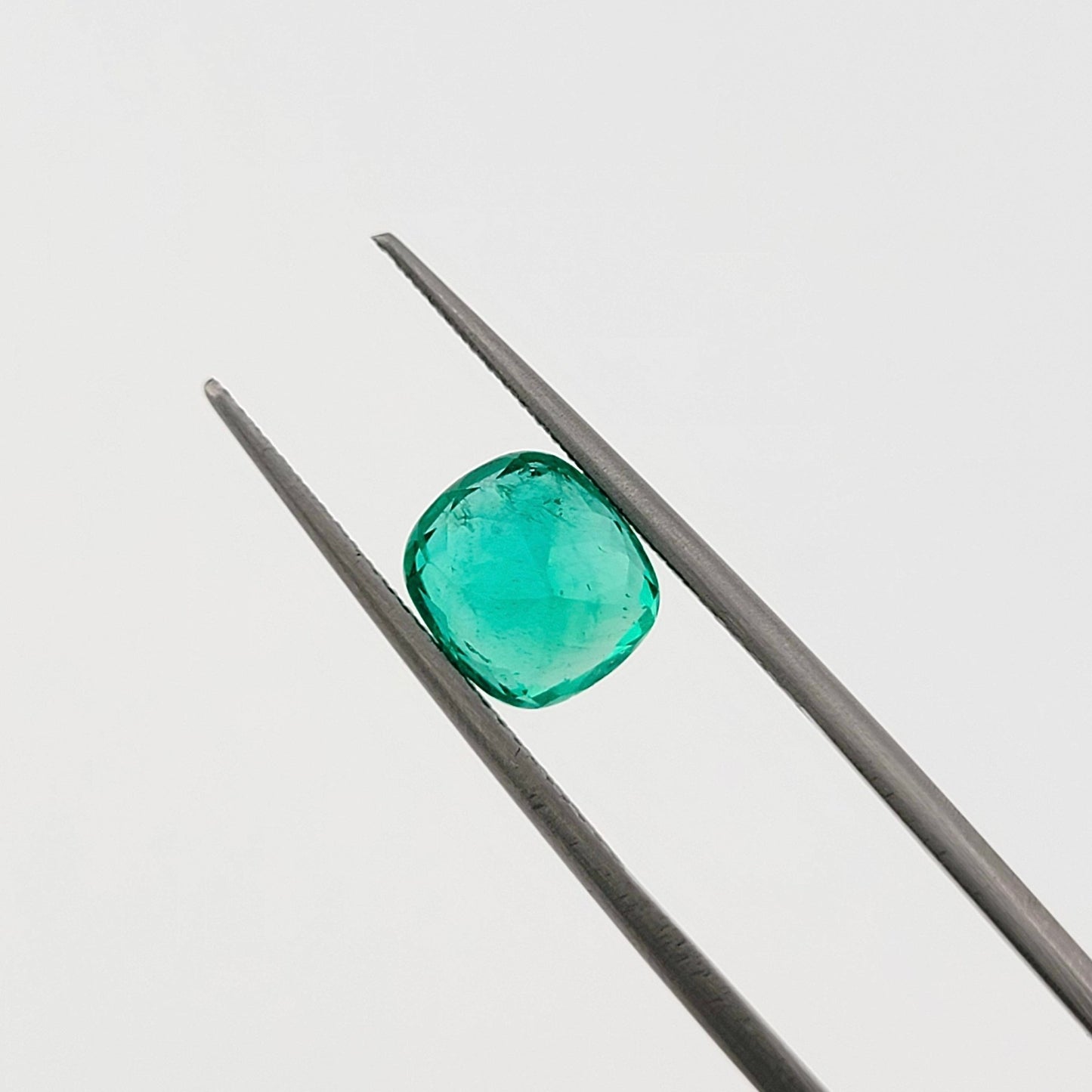 2.27 Ct. Cushion - Colombian Emerald - Emeralds Expert