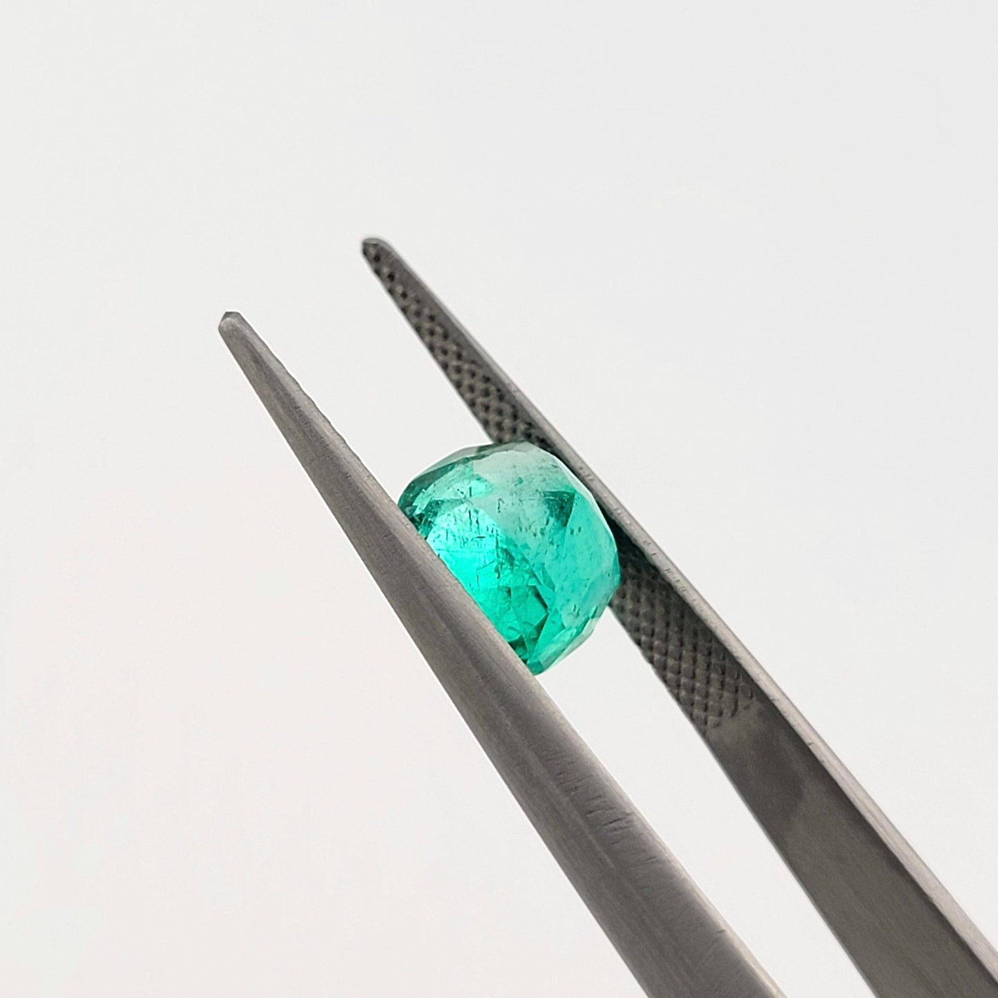 2.97 Ct. Cushion - Colombian Emerald - Emeralds Expert