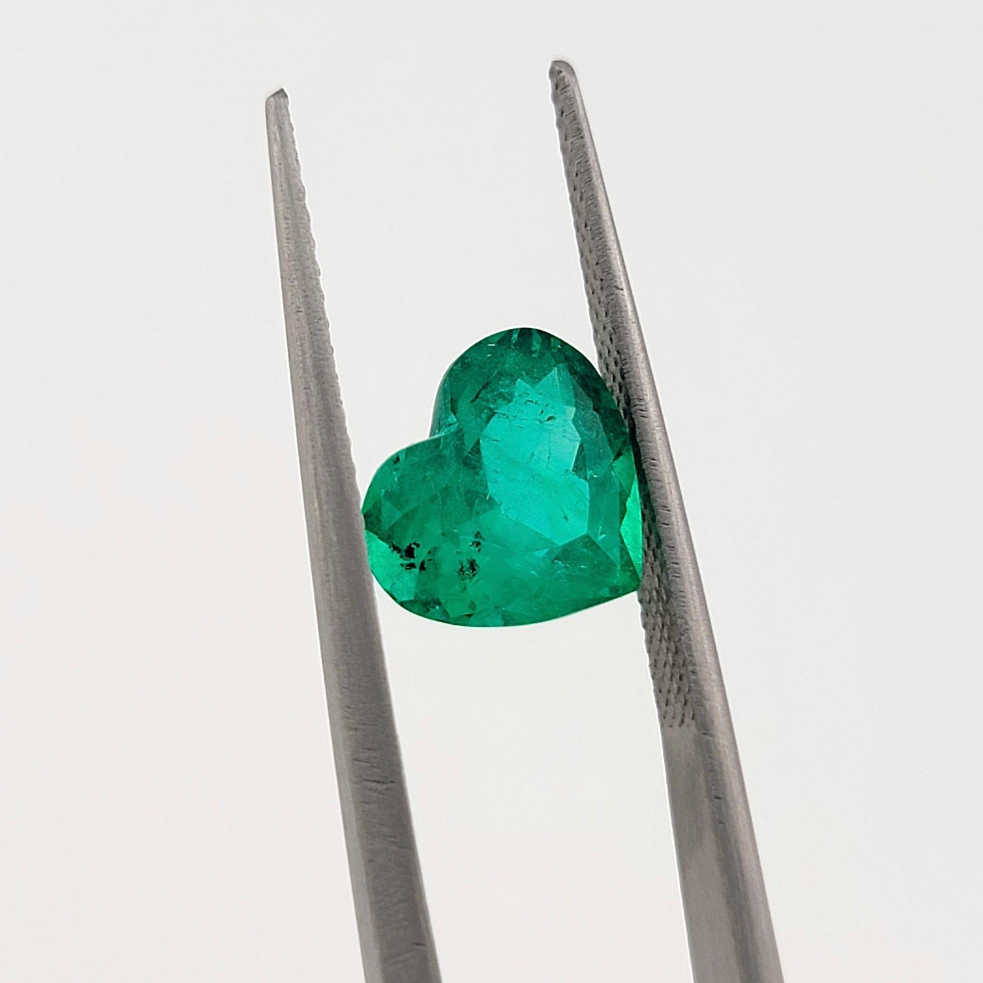 2.11 Ct. Heart - Colombian Emerald - Emeralds Expert