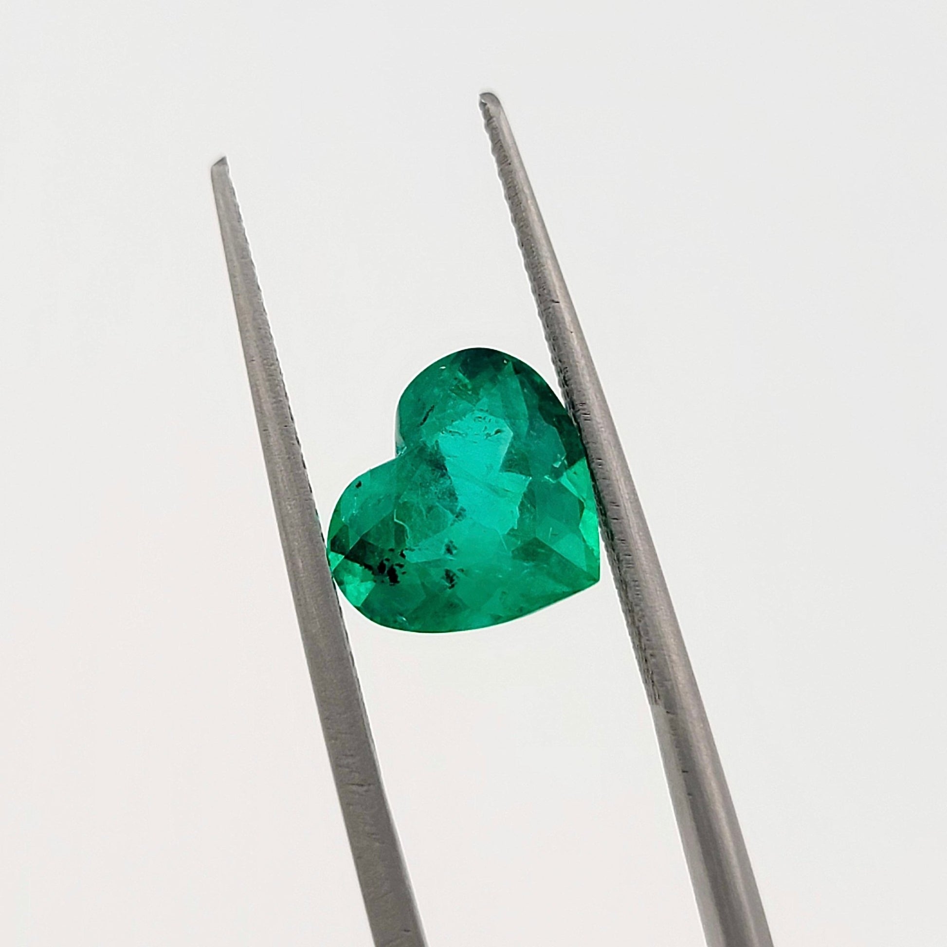 2.11 Ct. Heart - Colombian Emerald - Emeralds Expert
