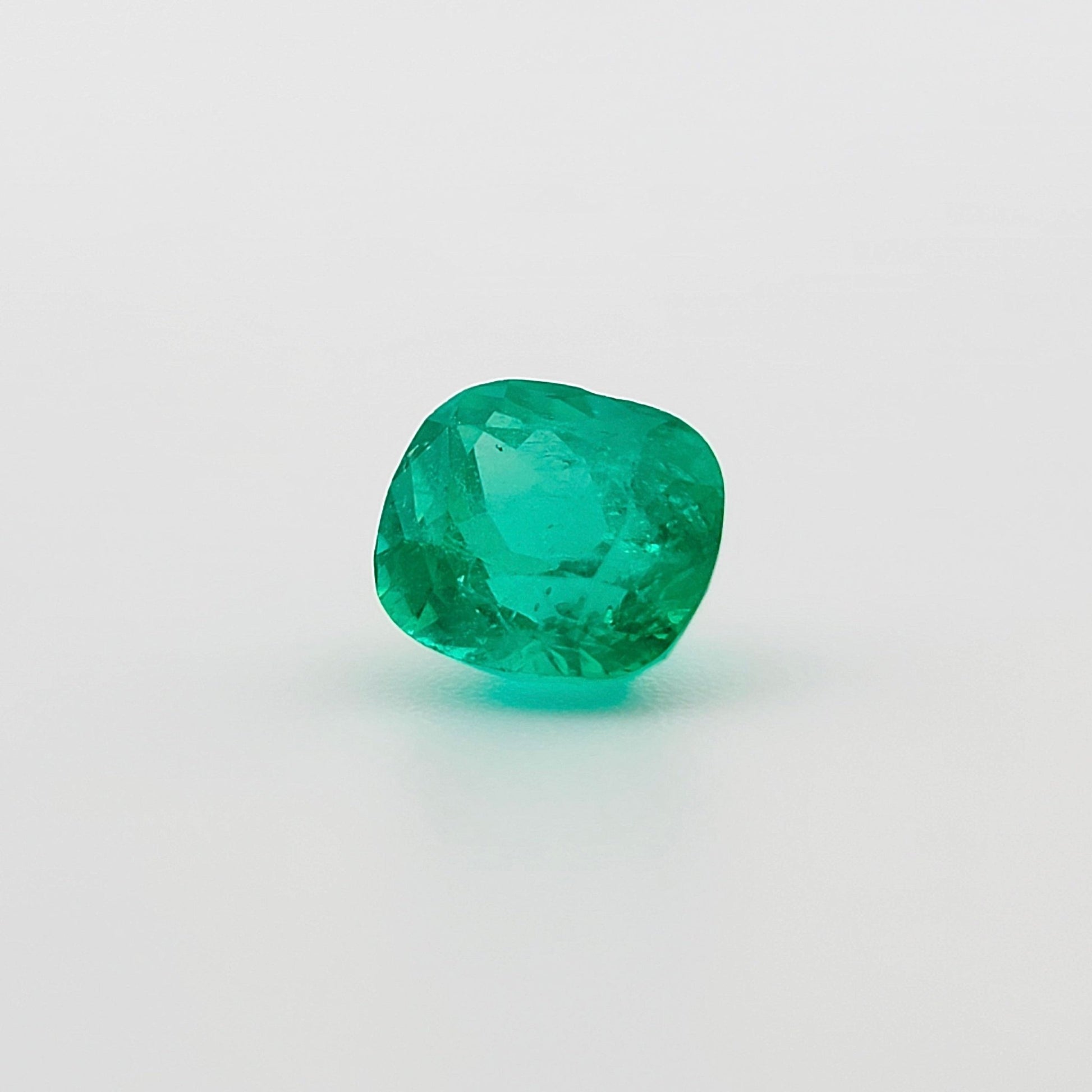 2.27 Ct. Cushion - Colombian Emerald - Emeralds Expert
